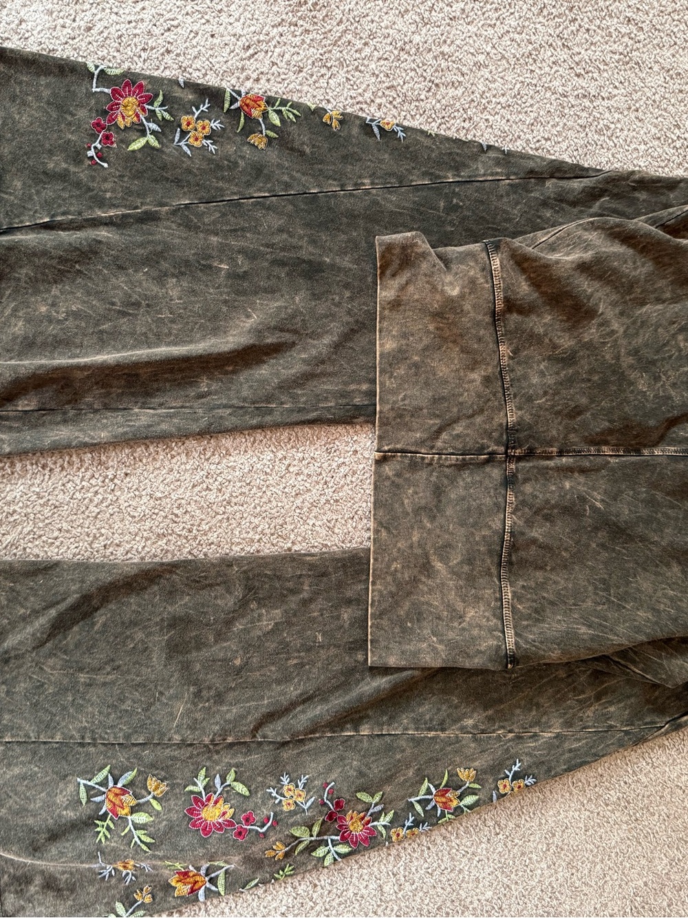Embroidered Flared stretch flare Pants - Brown large NEW - Picture 5 of 5